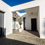 Mariana - By Smarthomes Villa